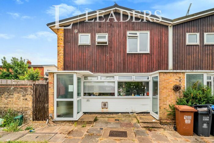 4 Bedroom End Of Terrace House To Rent In Aldykes, Hatfield, AL10