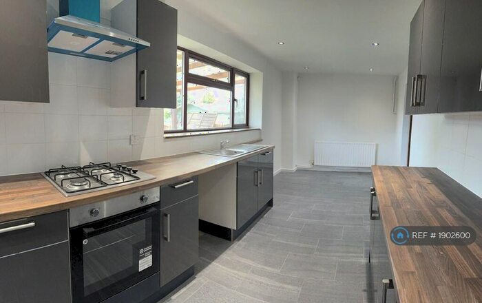 3 Bedroom Semi-Detached House To Rent In Scholfield Road, Keresley End, Coventry, CV7