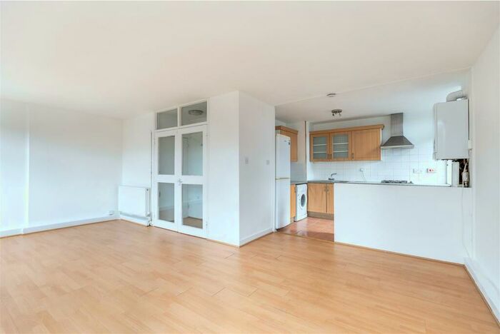 2 Bedroom Flat To Rent In Haverstock Hill, Belsize Park, NW3