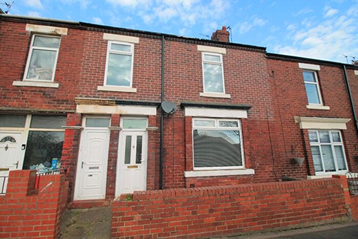 2 Bedroom Flat To Rent In Johnson Terrace, Washington, NE37