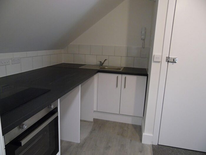 Studio To Rent In A Salisbury Street, Fordingbridge, Hampshire, SP6