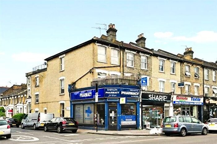 2 Bedroom Flat To Rent In Uxbridge Road, London, W12