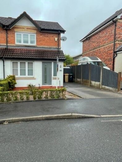 2 Bedroom Semi-Detached House To Rent In Lowerbrook Close, Bolton, Horwich, BL6