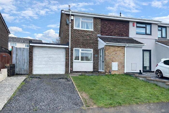 3 Bedroom Semi-Detached House For Sale In Beckford Close, Chaddlewood, Plymouth, PL7