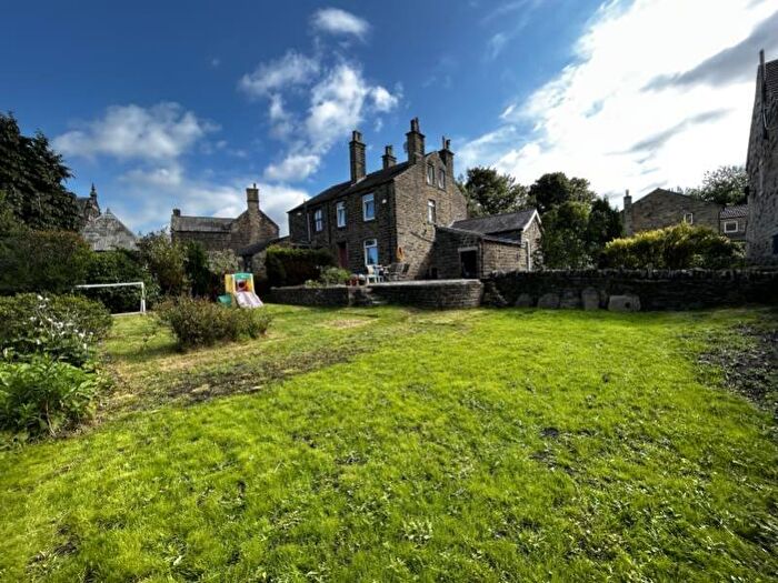 4 Bedroom Semi-Detached House To Rent In Firth Street, Shepley, Huddersfield, West Yorkshire, HD8