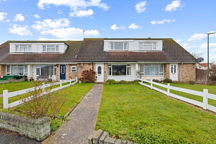 2 Bedroom Terraced Bungalow For Sale In Elbridge Crescent, Bognor Regis, PO21