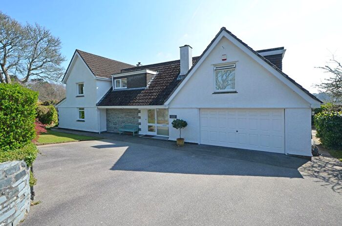 4 Bedroom Detached House For Sale In Trewinnard Road, Perranwell Station, TR3