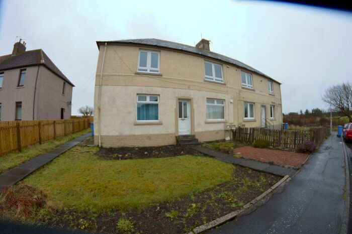 2 Bedroom Flat To Rent In Watson Street, Cowdenbeath, Fife, KY4