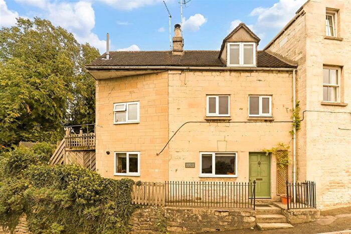 2 Bedroom Cottage For Sale In Walls Quarry, Brimscombe, Stroud, GL5