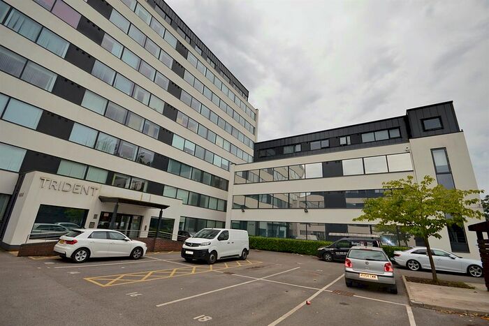 2 Bedroom Flat To Rent In Ashton Lane, Sale, M33