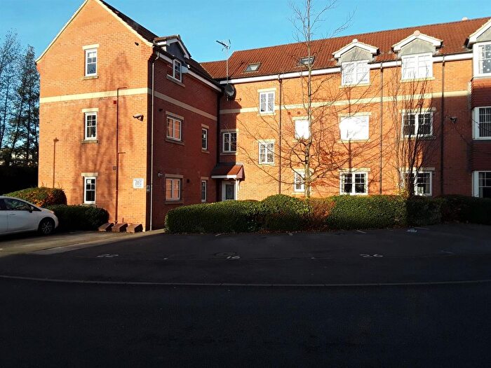 2 Bedroom Flat To Rent In Bridge Close, Church Fenton, LS24