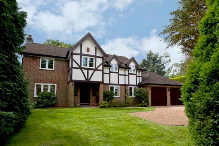 4 Bedroom Detached House To Rent In Sandy Drive, Cobham, KT11