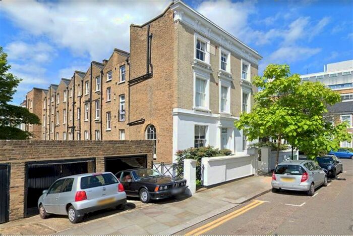 Garage / Parking To Rent In Shalcomb Street, London, SW10