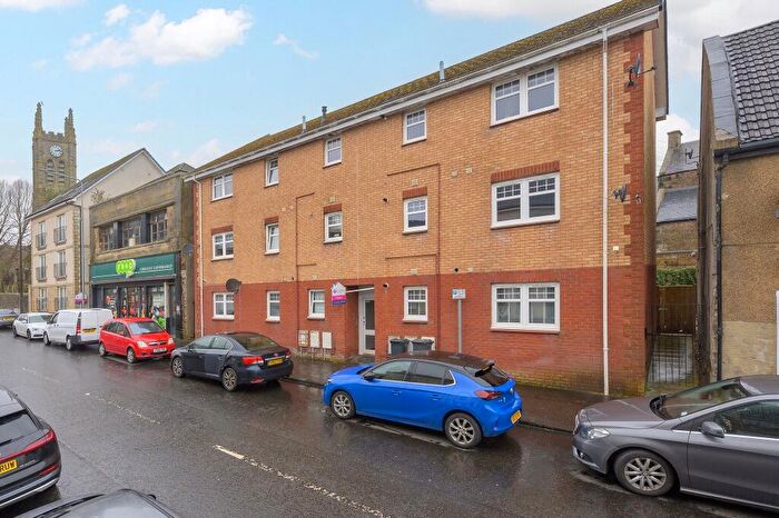 2 Bedroom Flat For Sale In Jarvey Street, Bathgate, West Lothian, EH48