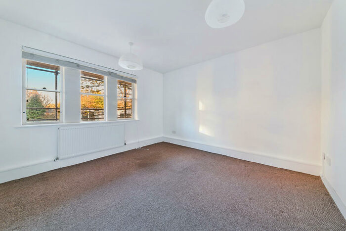 1 Bedroom Apartment To Rent In East Dulwich London, SE22