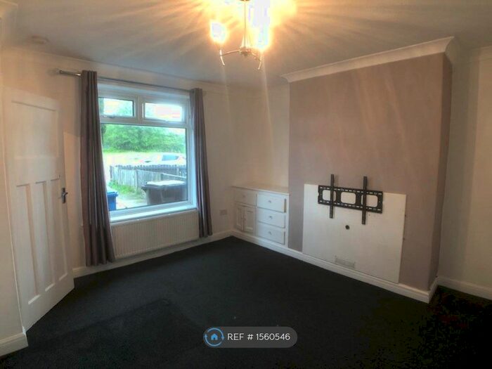 2 Bedroom Terraced House To Rent In Car Bank Avenue, Atherton, Manchester, M46