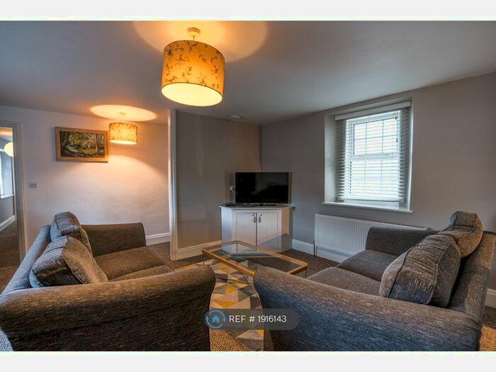 2 Bedroom Flat To Rent In Meadfoot Lane, Torquay, TQ1