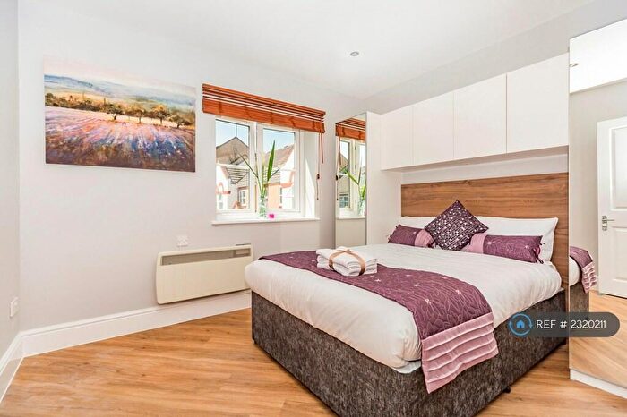 2 Bedroom Flat To Rent In Aaron Hill Road, London, E6