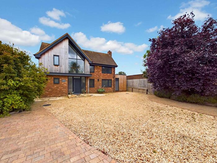 4 Bedroom Equestrian Facility For Sale In Green End, Granborough, MK18