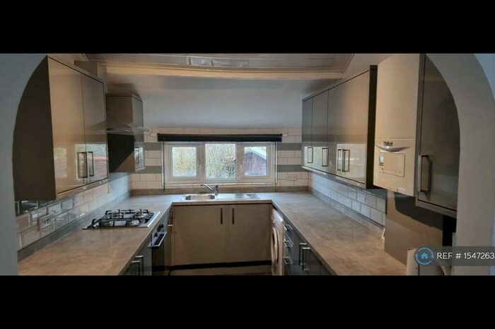 2 Bedroom Semi-Detached House To Rent In Mill Lane, Stockport, SK5