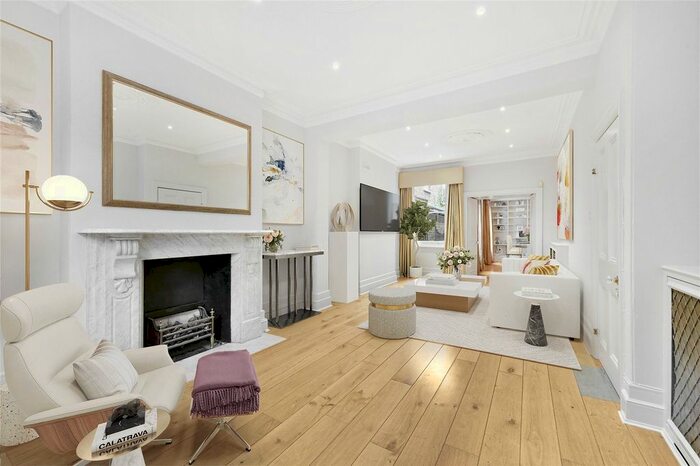 5 Bedroom Terraced House To Rent In Chipstead Street, London, SW6