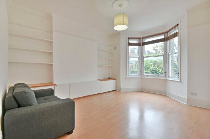 1 Bedroom Flat To Rent In Medley Road, West Hampstead, NW6