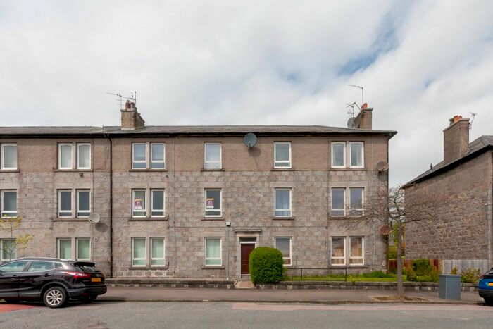 1 Bedroom Flat To Rent In Cattofield Place, Kittybrewster, Aberdeen, AB25