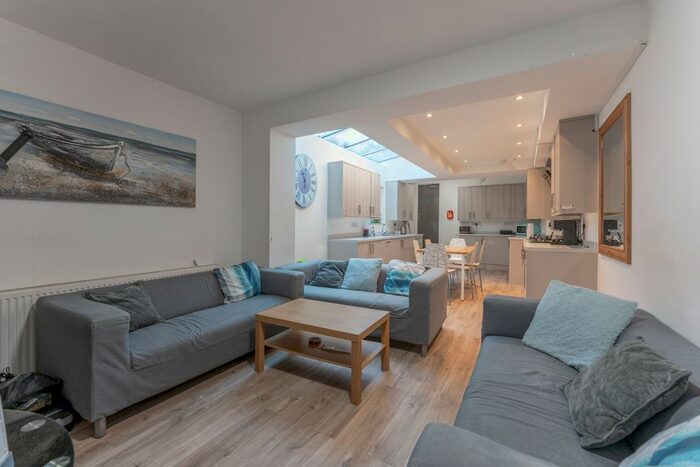 6 Bedroom Terraced House To Rent In Croydon Road, Bournbrook, Birmingham, B29