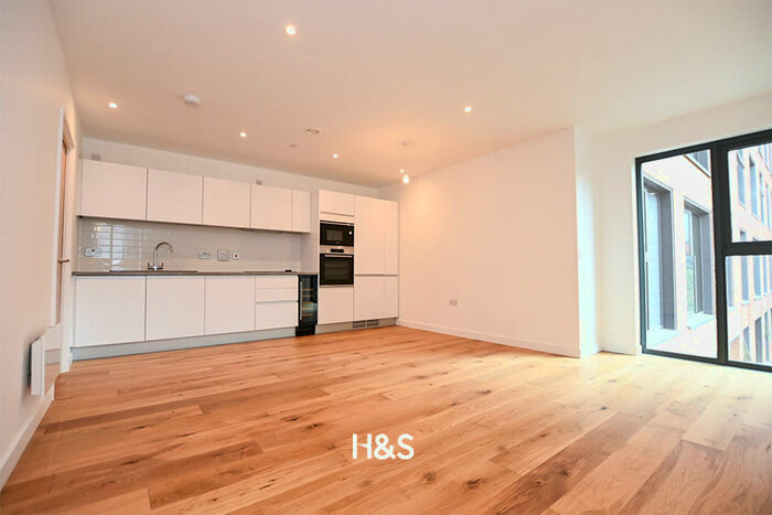 2 Bedroom Apartment To Rent In Apartment, Windmill Street, B1