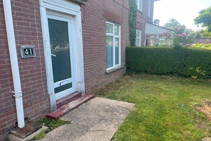 3 Bedroom Property To Rent In Doncaster Road, Weymouth, DT4