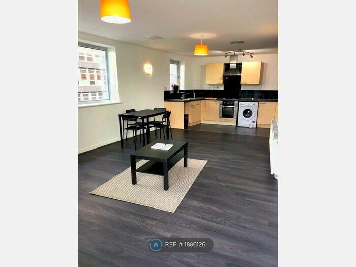 2 Bedroom Flat To Rent In Centreway Apartments, Ilford, IG1