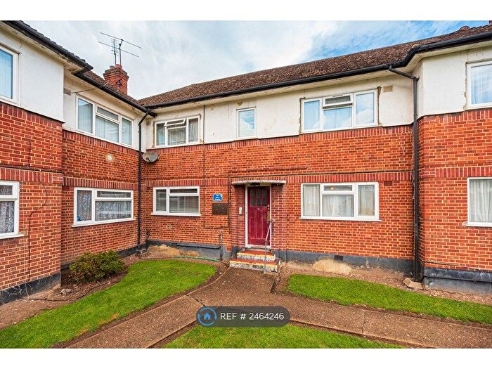 2 Bedroom Flat To Rent In Wembley, London, HA9