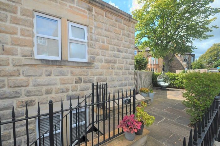 2 Bedroom Apartment To Rent In Mayfield Grove, Harrogate, North Yorkshire, HG1