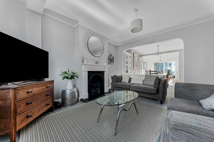 4 Bedroom Terraced House To Rent In Queen Anne Avenue, Bromley, Kent, BR2