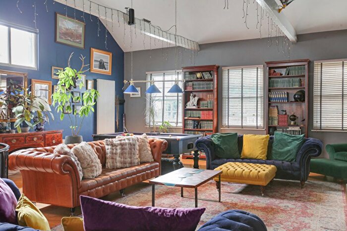 3 Bedroom End Of Terrace House For Sale In Orange Street, Dunmow, CM6