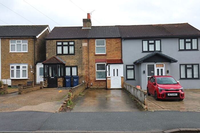 3 Bedroom Terraced House To Rent In Collier Row Lane, Romford, Essex, RM5