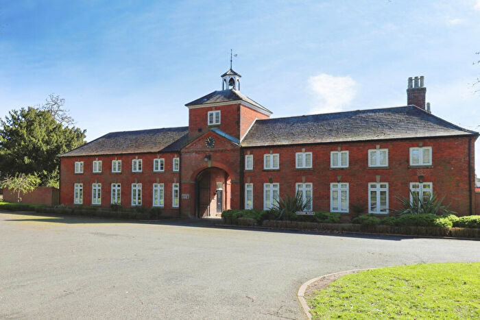 4 Bedroom End Of Terrace House For Sale In Coombe Road, Rugby, CV23