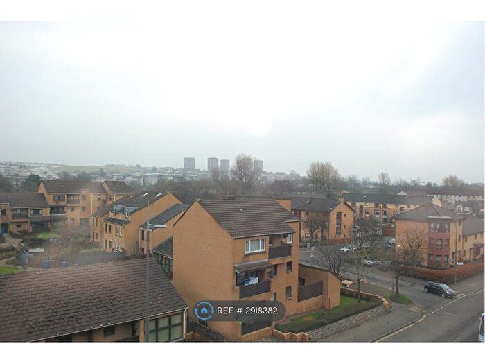 3 Bedroom Flat To Rent In Dumbarton Road, Clydebank, G81