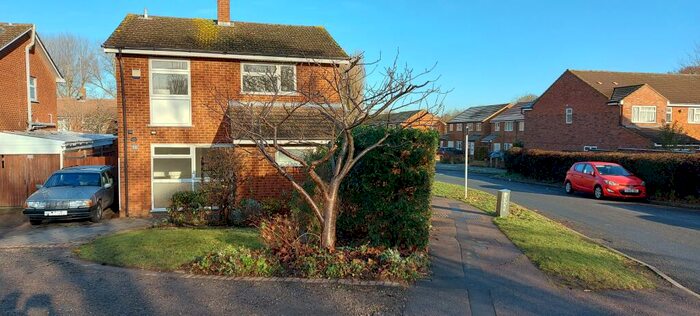 4 Bedroom Detached House To Rent In Meadowbank, Hitchin, SG4