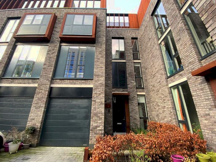 3 Bedroom House To Rent In Arundel Street, Manchester, M15