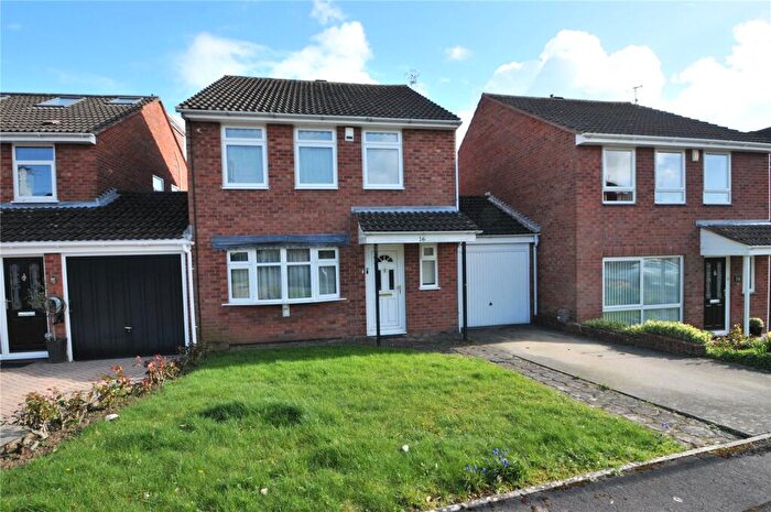 3 Bedroom Link Detached House For Sale In Verwood Drive, Bitton, Bristol, Gloucestershire, BS30