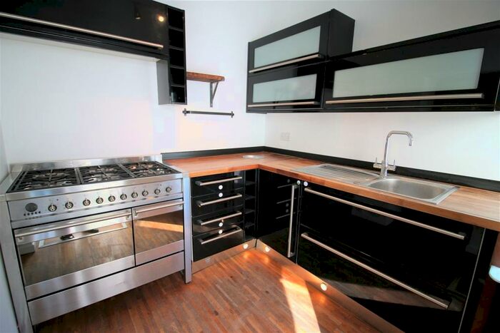 4 Bedroom Private Hall To Rent In Lune Street, Lancaster, LA1