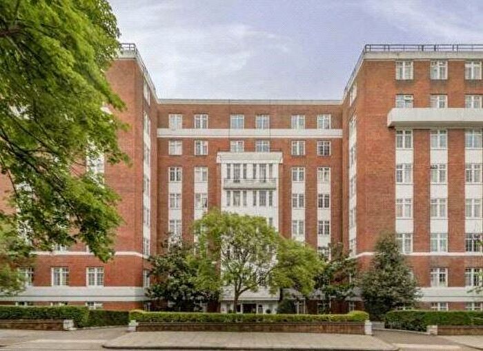 Flat To Rent In Langford Court, NW8