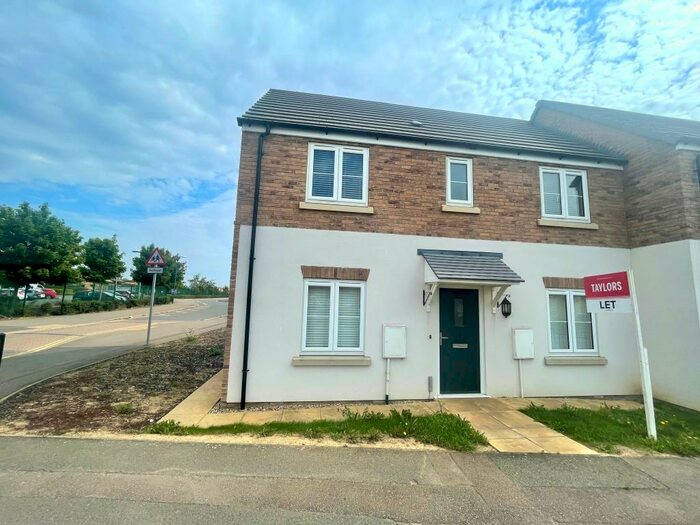 3 Bedroom House To Rent In Constantine Drive, Cardea, PE2