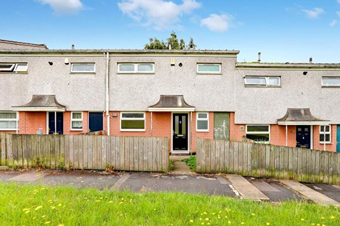 3 Bedroom Terraced House For Sale In Gayhurst Green, Nottingham, NG6