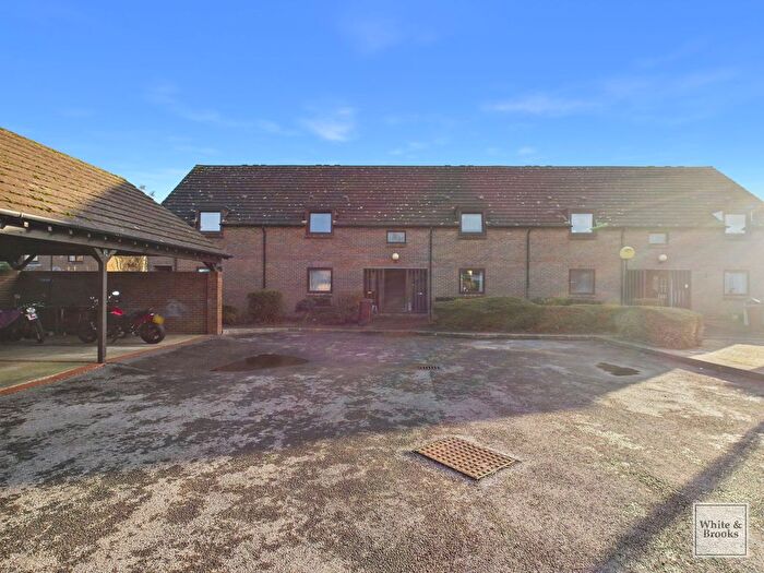 1 Bedroom Flat For Sale In William Road, Chichester, PO19
