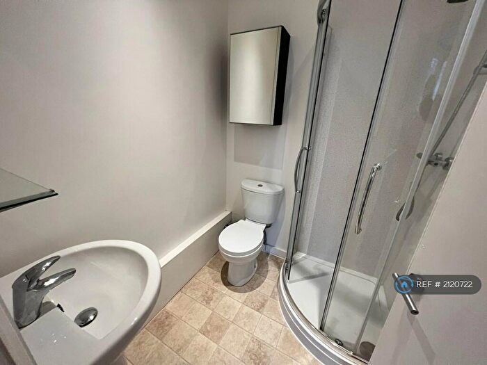 Studio To Rent In Seafield Road, Hove, BN3