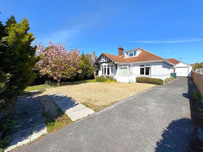 4 Bedroom Detached Bungalow For Sale In Dorchester Road, Redlands, DT3