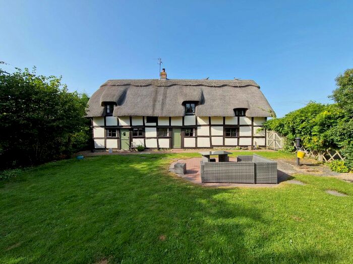 3 Bedroom Detached House For Sale In Uckinghall, Tewkesbury, Gloucestershire, GL20