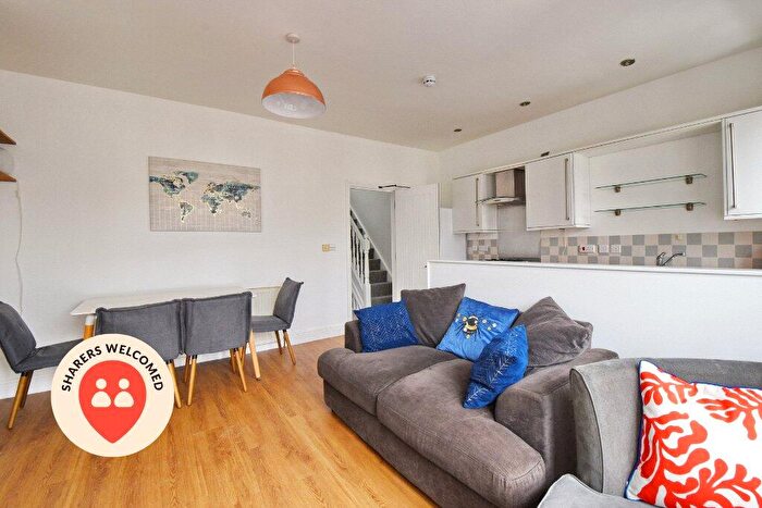 3 Bedroom Apartment To Rent In Sandy Park Road, Bristol, Somerset, BS4